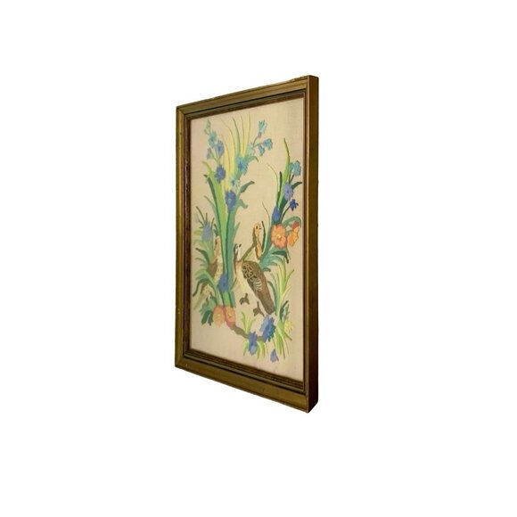 Vintage Framed Crewel Hand Embroidery With Bird and Floral Motif Design 1970s - Picture 4 of 6